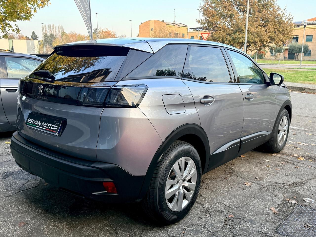 Peugeot 3008 BlueHDi 130 S&S EAT8 Active pack