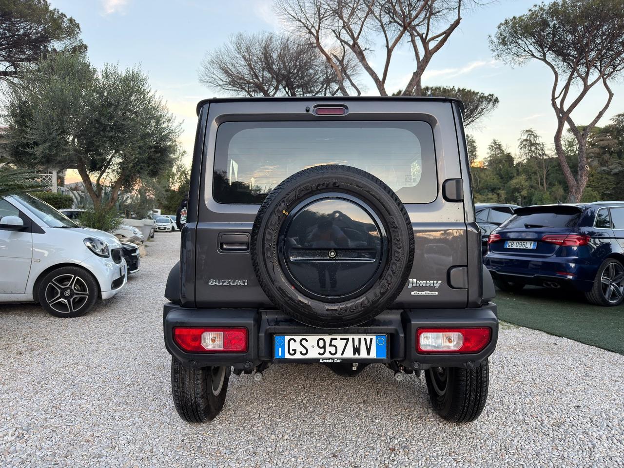 Suzuki Jimny 1.5 automatico 5 porte