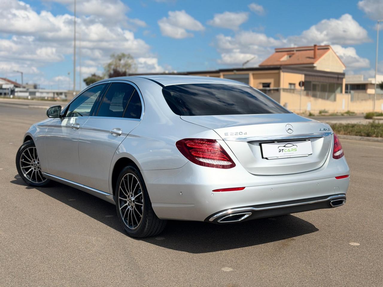 Mercedes-benz E 220d 194cv Executive Led*Pelle*Navi