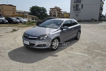 OPEL Astra GTC 1.7 CDTI 125CV 3 porte Cosmo