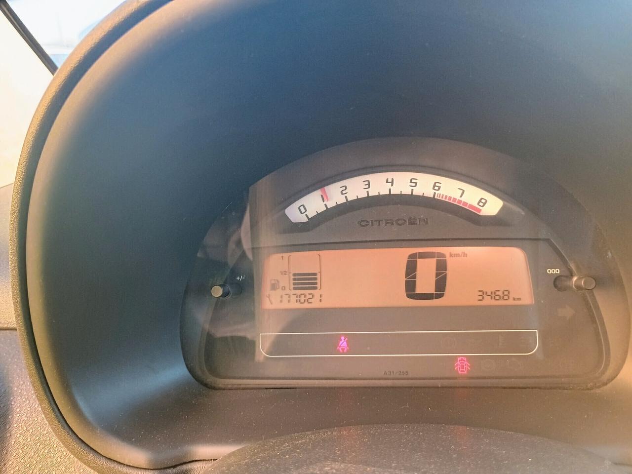 Citroen C2 GPL - ADATTA PER NEOPATENTATI