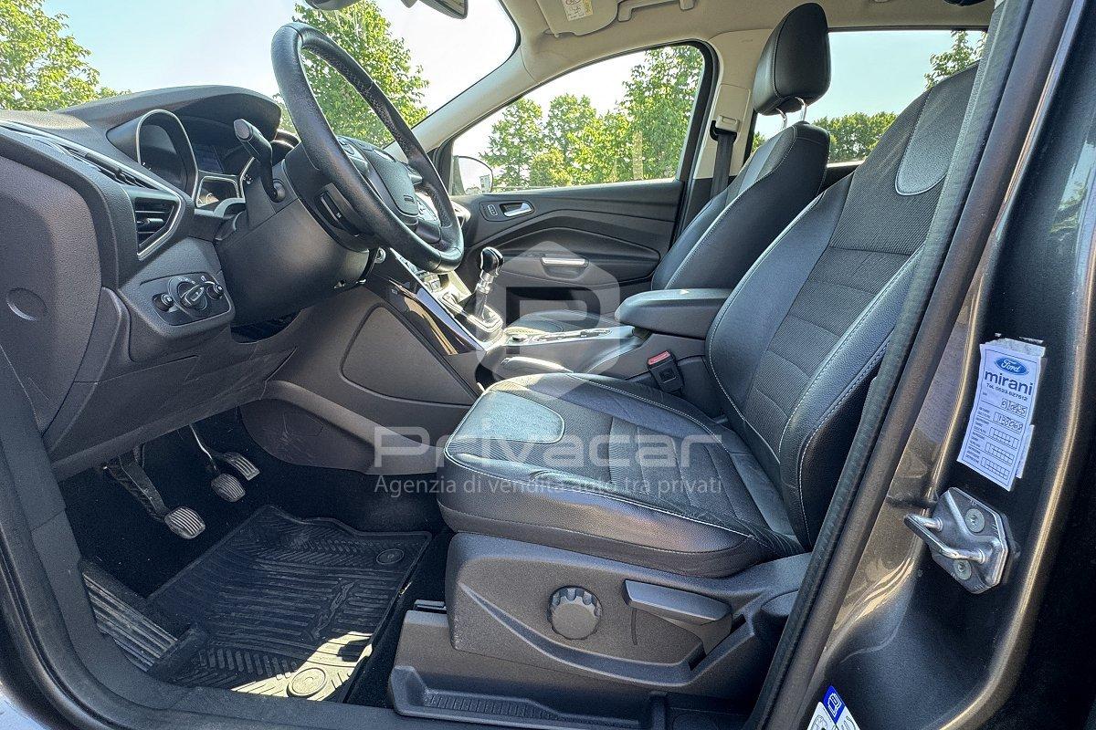 FORD Kuga 2.0 TDCI 150 CV S&S 4WD Titanium