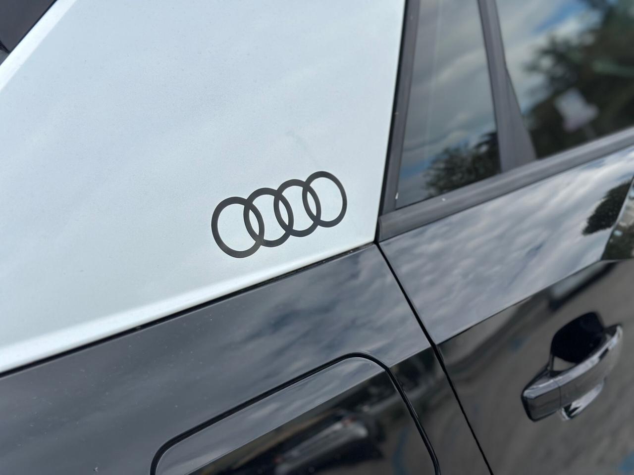 Audi Q2 Admired 30 TDI 116 Cv