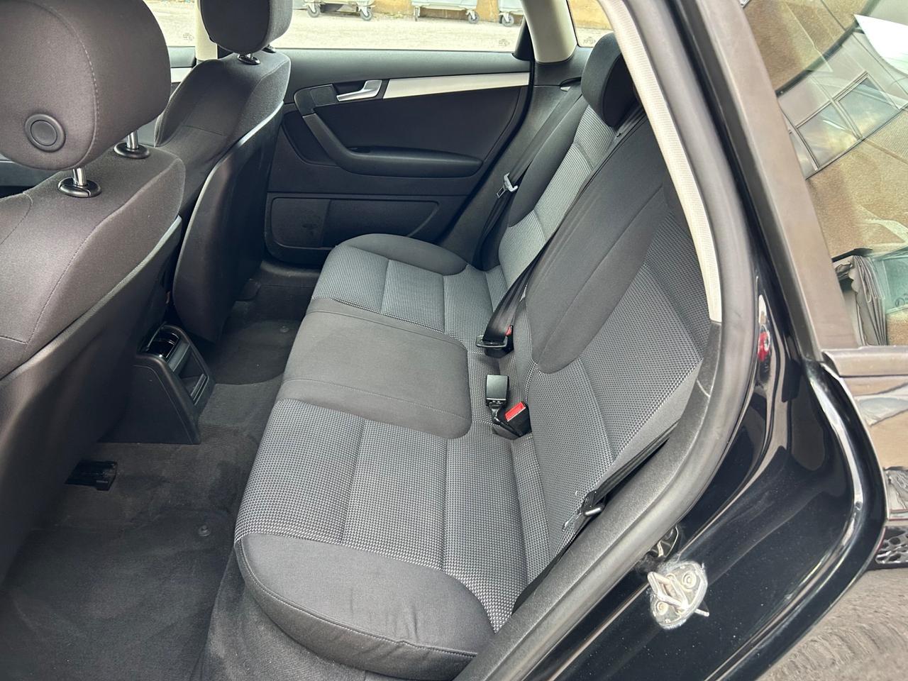 Audi A3 SPB 1.6 TDI 105 CV CR Ambiente Euro5