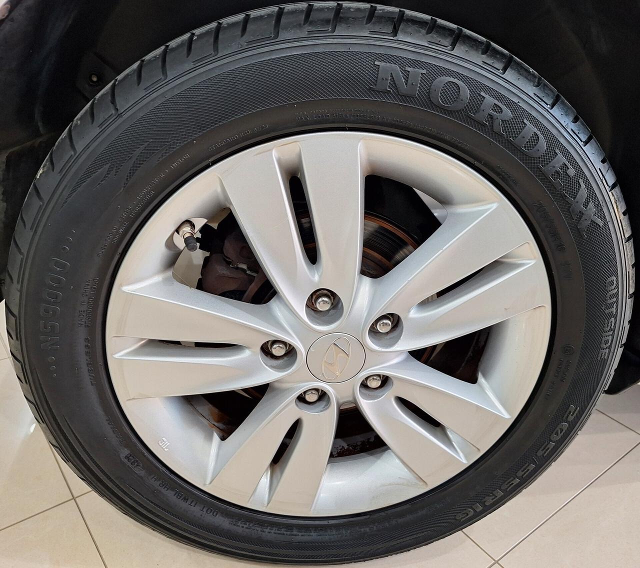 Hyundai iX20 1.4 CRDI 90 CV NEO-PATENTATI