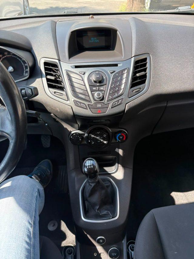 FORD Fiesta 1.4 GPL Titanium