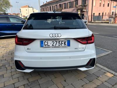 Audi A1 Sportback 30 1.0 tfsi S Line Edition 110cv APP CONNECT-LED-17"