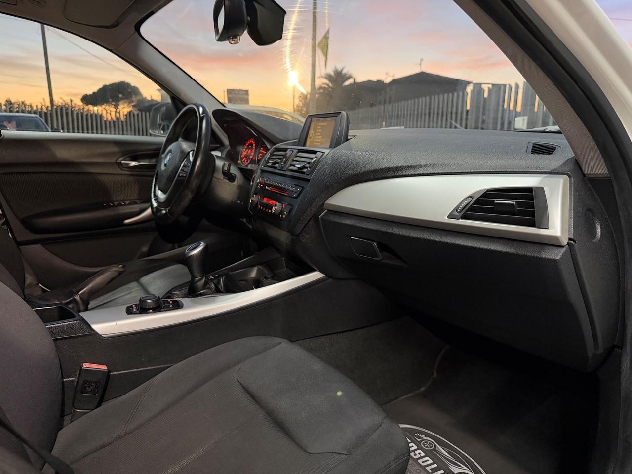 Bmw 116 116i 5p. Sport 136cv okneopatentati