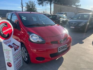 TOYOTA Aygo 1.0 VVT-i 5p. Sol Connect PER NEOPATENTATI