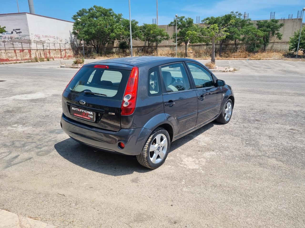 Ford Fiesta 1.4 TDCi 5p. Ghia