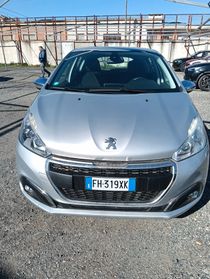 Peugeot 208 PureTech 82 5 porte Allure