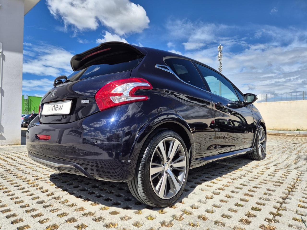 Peugeot 208 GT 1.6 e-HDi 115 CV TETTO PANORAMICO
