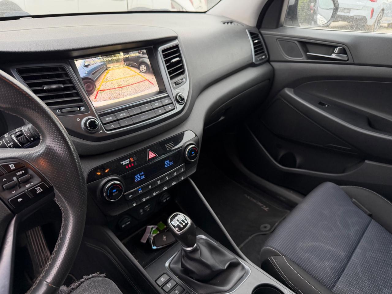 Tucson 1.7 CRDi motore ko Sound Edition Iva esposta