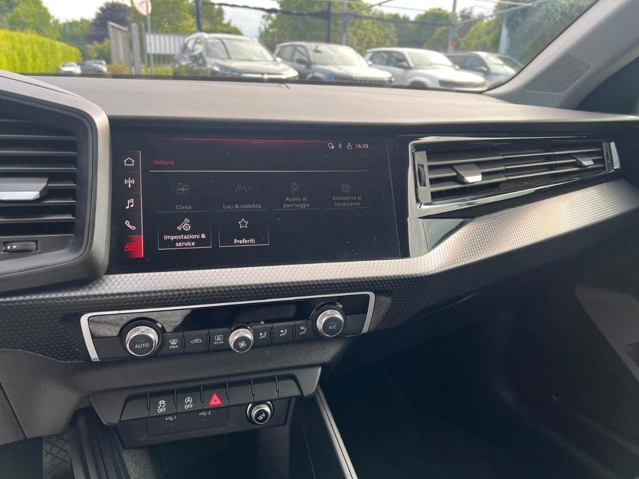 Audi A1 allstreet 25 TFSI Business