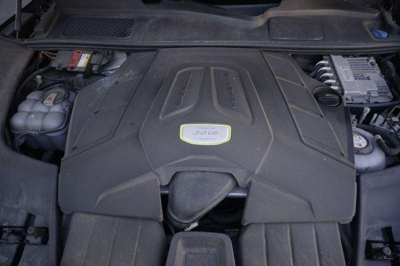 Porsche Cayenne Porsche Cayenne 3.0 V6 E-Hybrid TETTO PANORAMICO Unicoproprietario