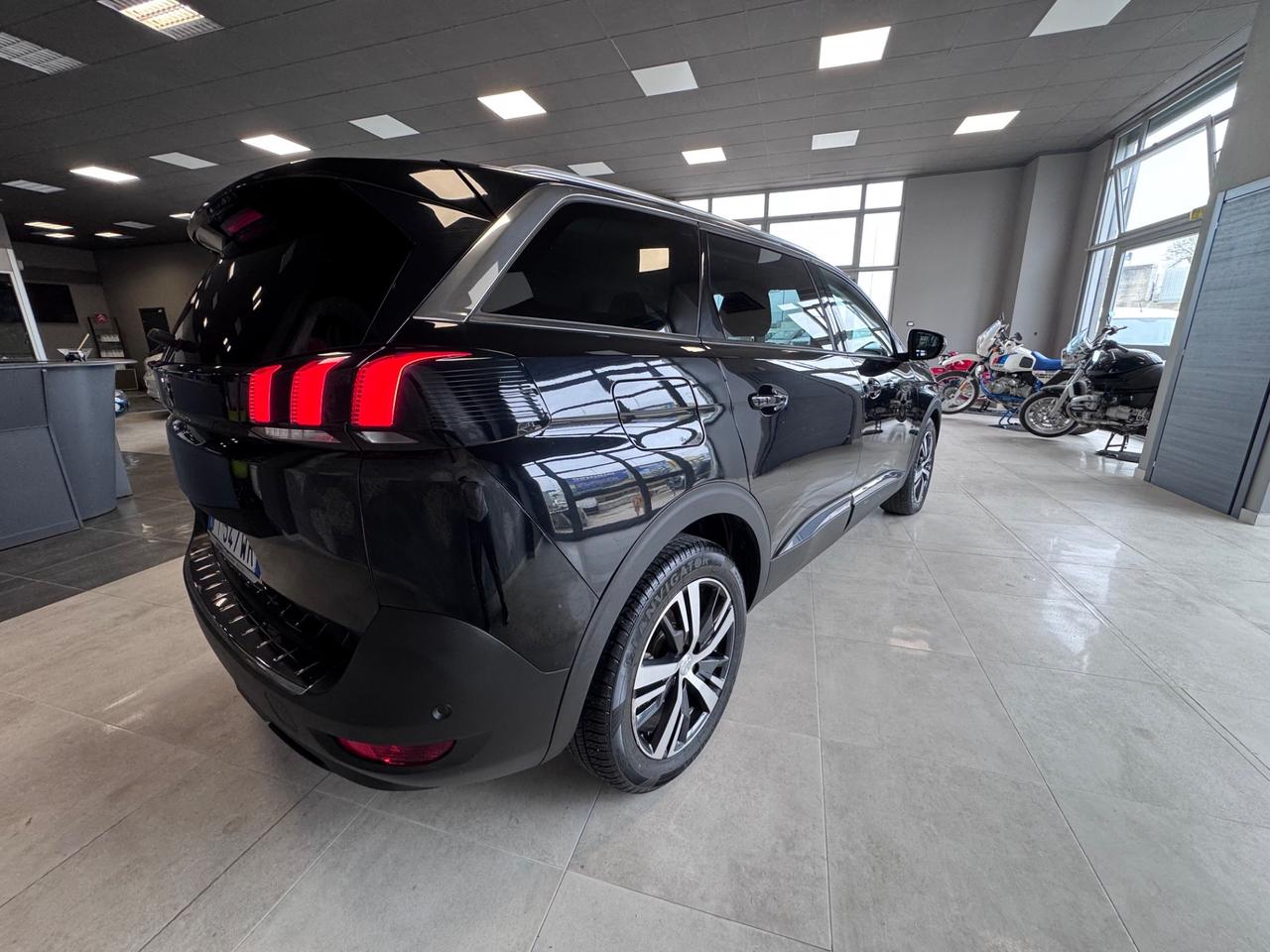 PEUGEOT 5008 1.5 HDI 130CV ALLURE AT8