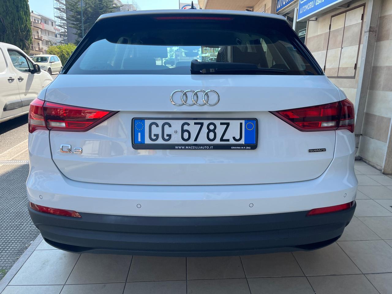 Audi Q3 40 TDI quattro S tronic Business