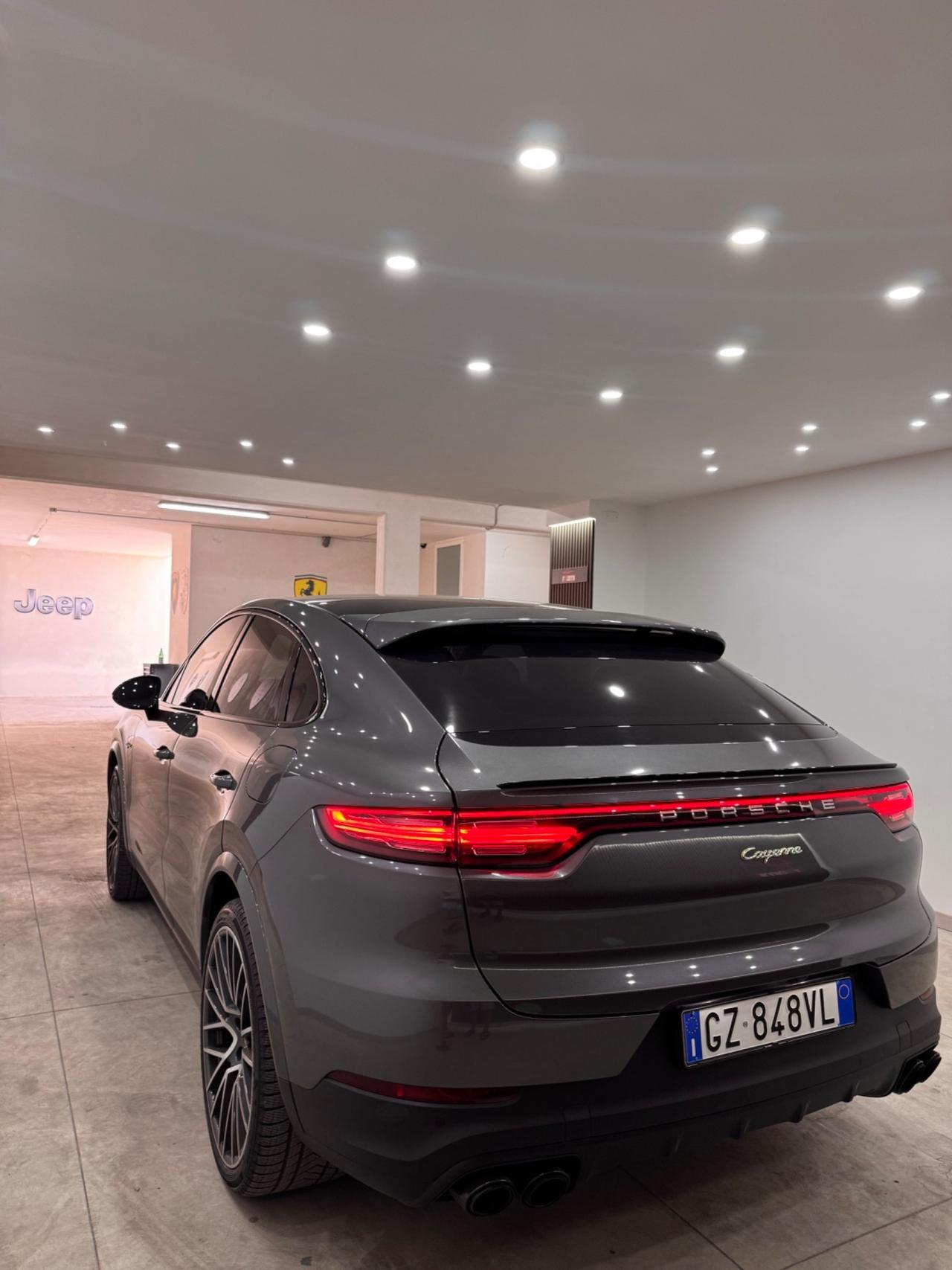 Porsche Cayenne Coupé 3.0 V6 E-Hybrid