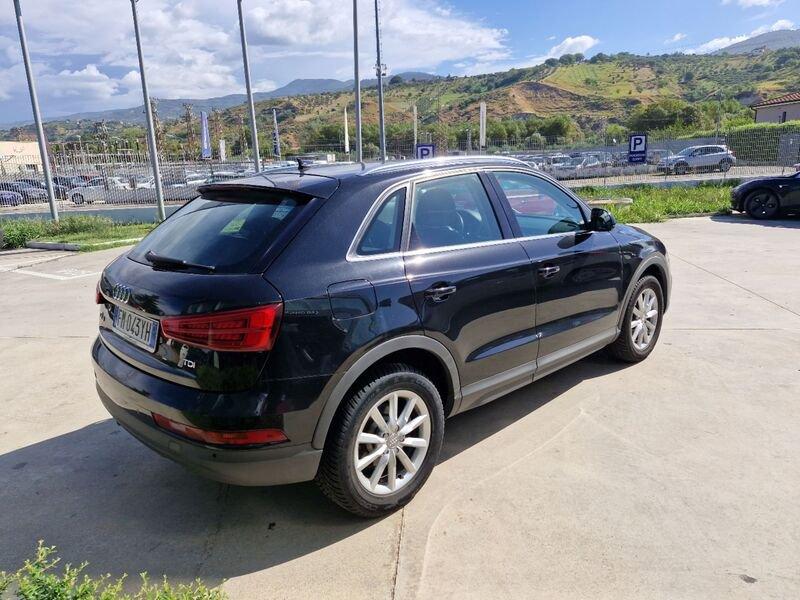 Audi Q3 I 2015 2.0 tdi Business 120cv s-tronic