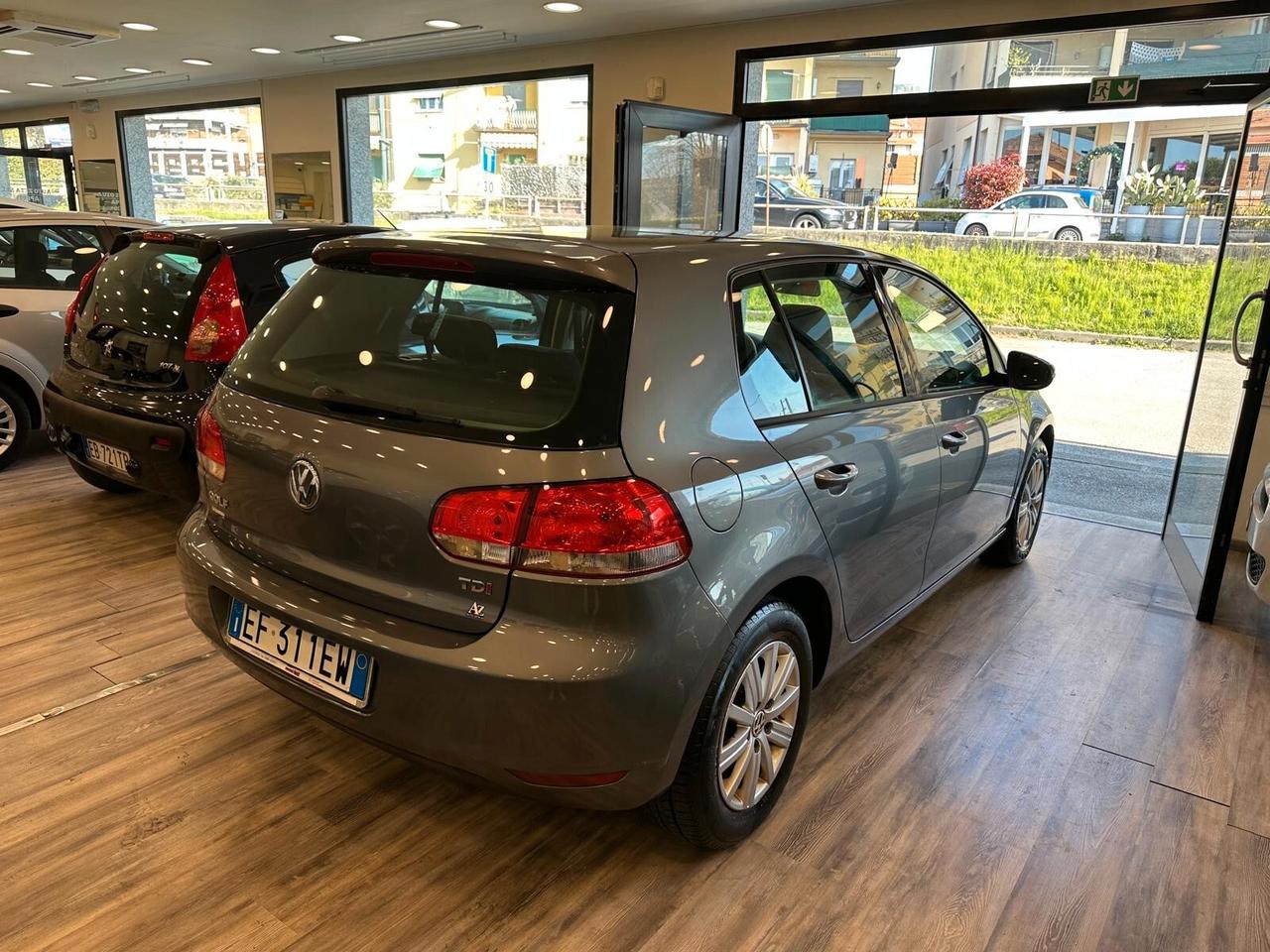 Volkswagen Golf 1.6 TDI DPF 5p.