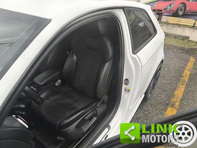 AUDI A3 1.8 TFSI quattro S tronic S-LINE