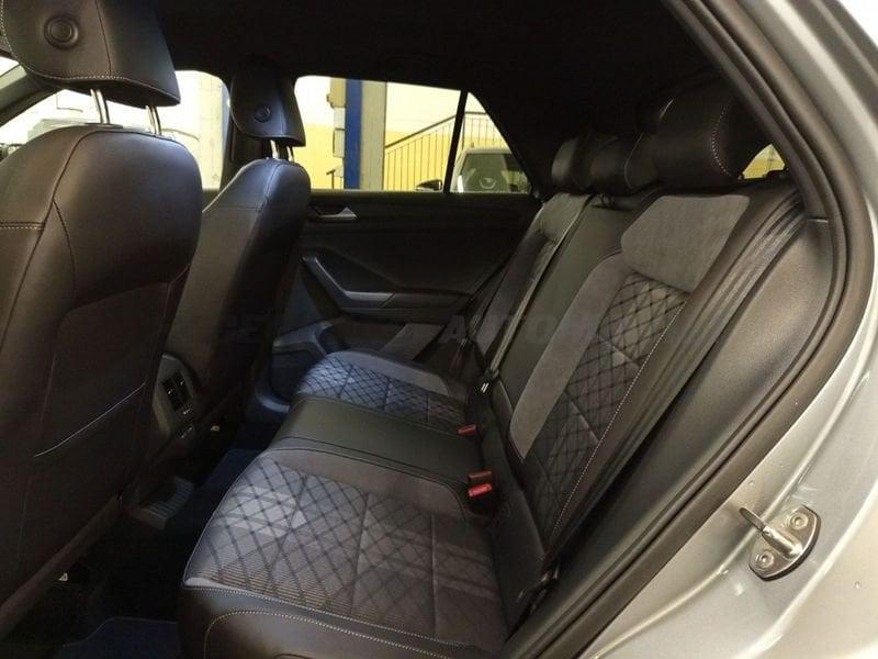 Volkswagen T-Roc 1.5 TSI ACT DSG R-Line