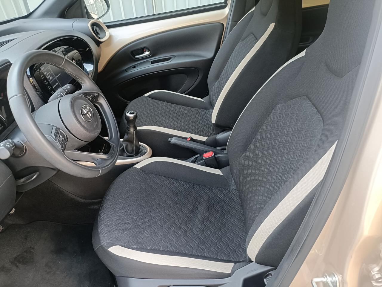 Toyota Aygo X 1.0 VVT-i 72 CV 5 porte Trend