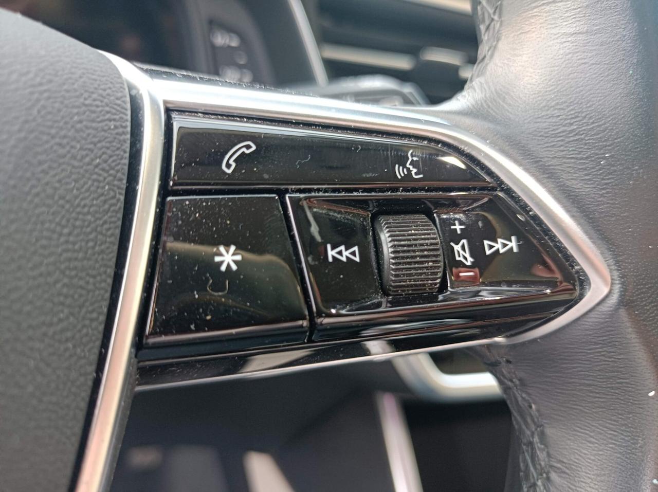 Audi A6 allroad 45 TDI 3.0 quattro S tronic Business Advanced