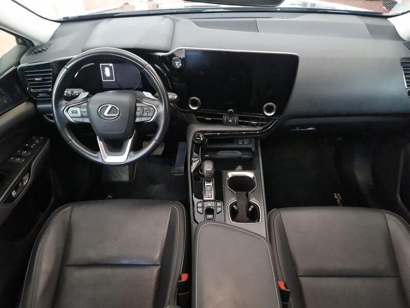 Lexus NX Plug-in 4WD Premium