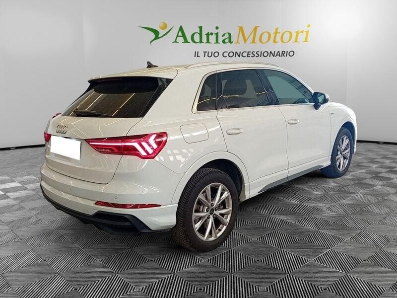 Audi Q3 45 TFSI e S tronic S Line Edition