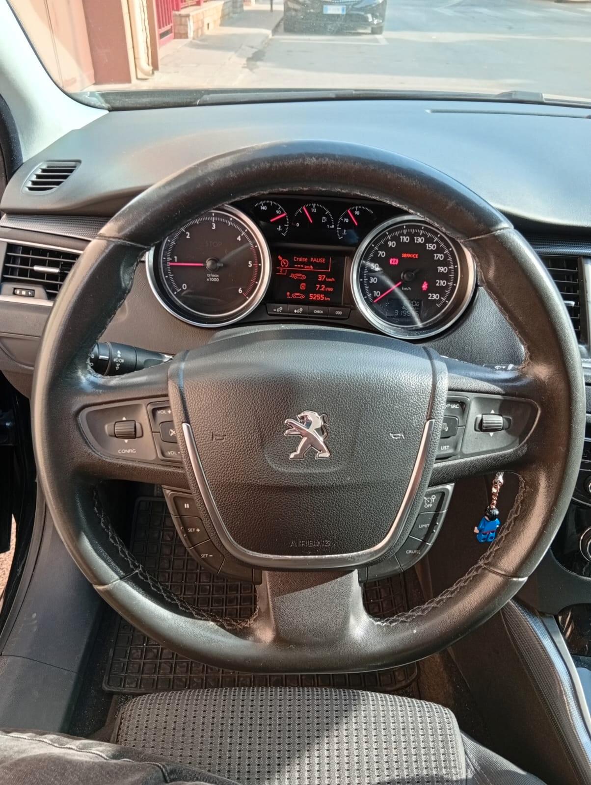 Peugeot 508 2.0 HDi 140CV SW Ciel Allure