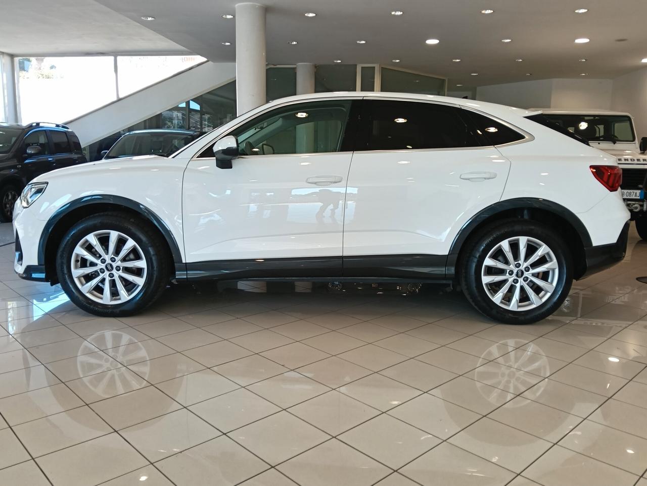 Audi Q3 SPB 35 TDI S tronic Business Plus