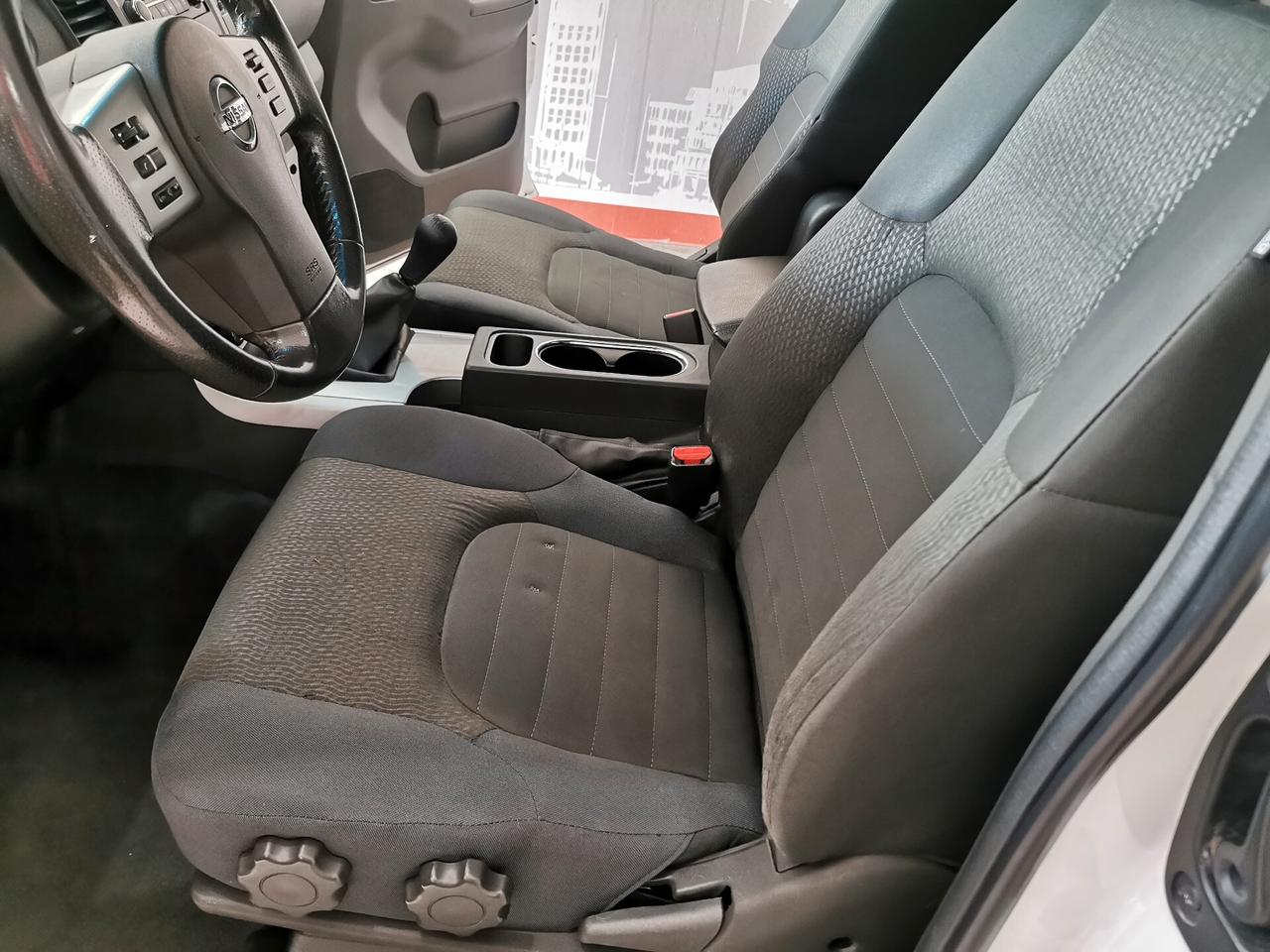 Nissan Navara 2.5 dCi 190CV 2 porte King Cab Sport