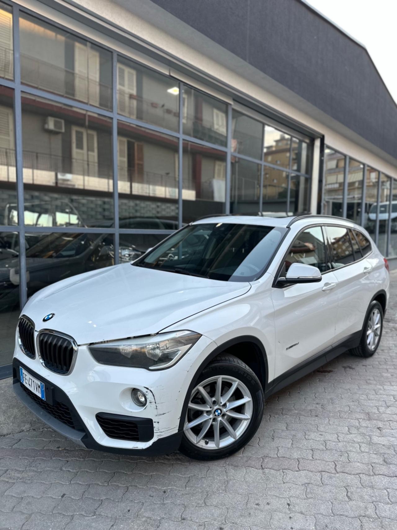 Bmw X1 sDrive18d Automatico Tetto Aprire 2016