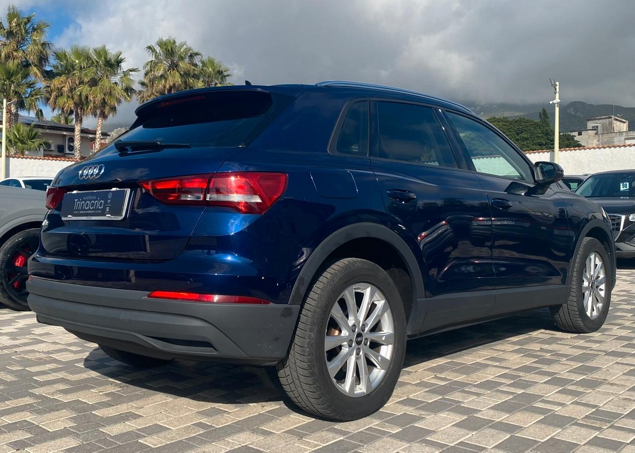 Audi Q3 Business 2.0 TDI 150CV S tronic 35