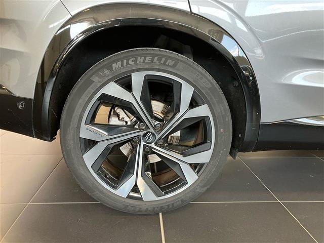 RENAULT Austral 1.2 E-Tech full hybrid Iconic Esprit Alpine 200cv