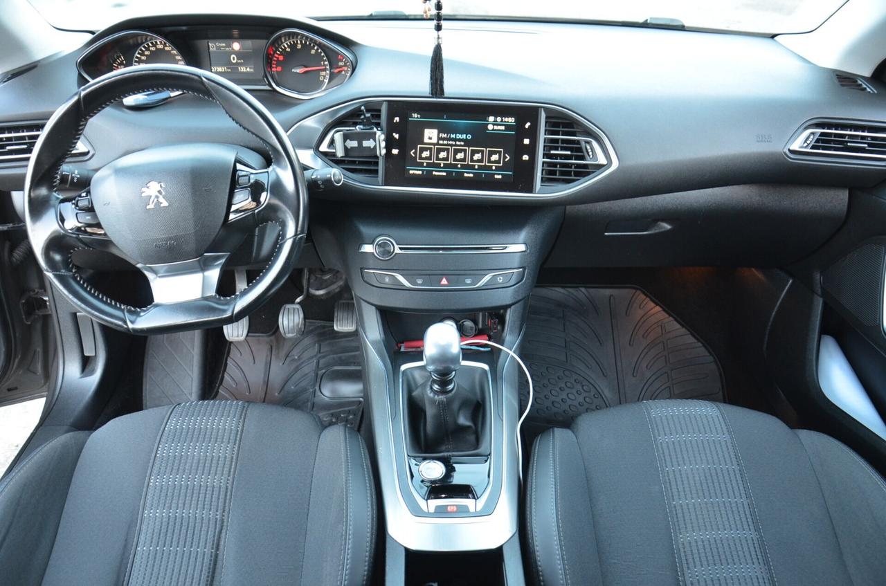 Peugeot 308 BlueHDi 130 S&S Allure