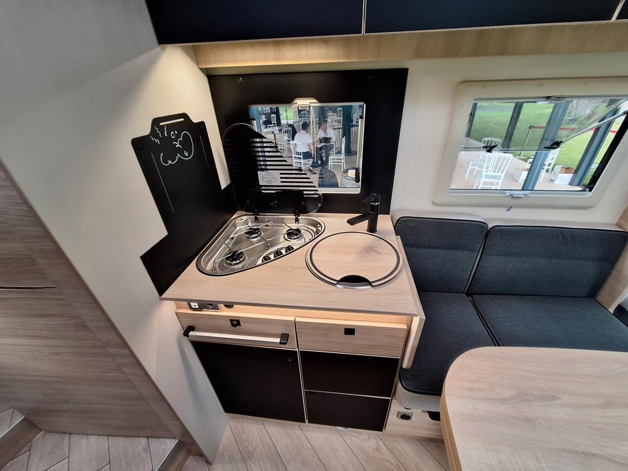 Challenger 3048 MOTORHOME € 86.900 cambio automatico -extra accessoriato letto nautico