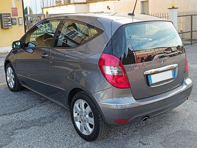MERCEDES-BENZ A 150 BlueEFFICIENCY Coupé Elegance