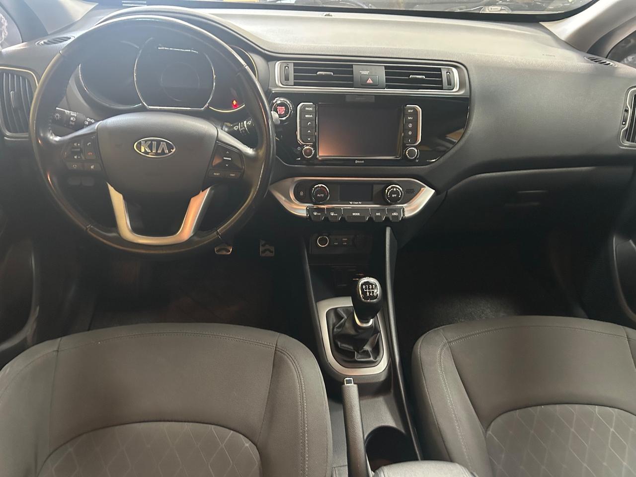 KIA RIO 1.4 Crdi 90 cv “FULL LED/NAVI/RETRO”-2015