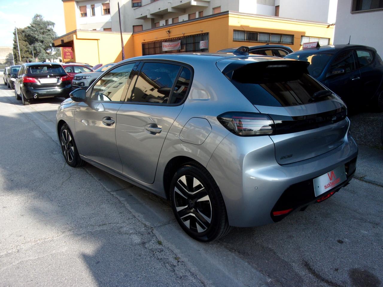 Peugeot 208 PureTech 100 5 porte Allure NESSUN VINCOLO