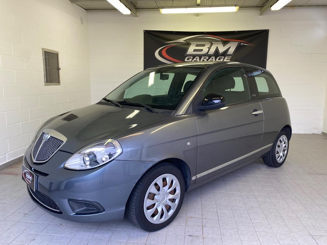 Lancia Ypsilon 1.2 69 CV Platinum
