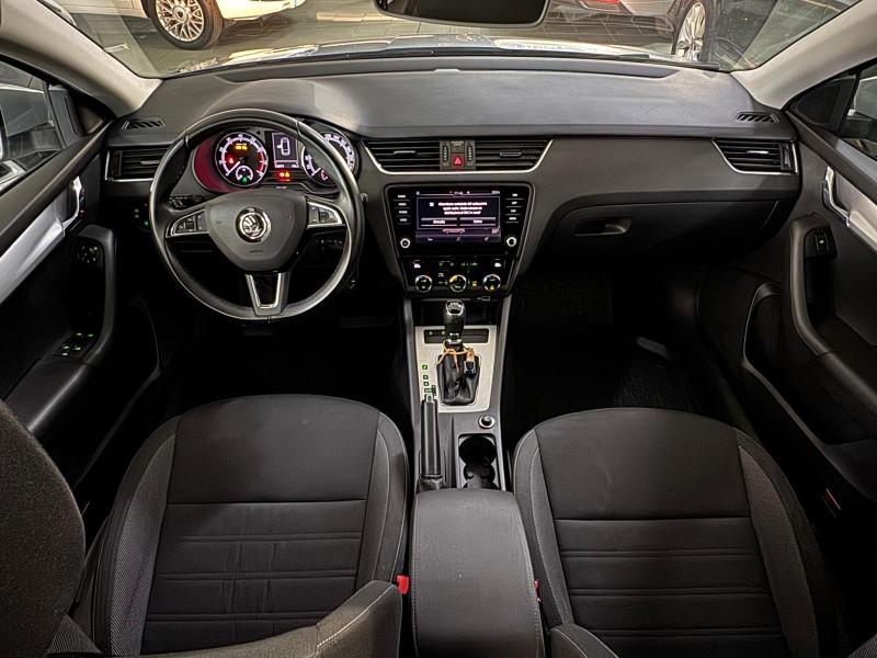 SKODA Octavia 1.5 DSG Wagon Ambition G-Tec
