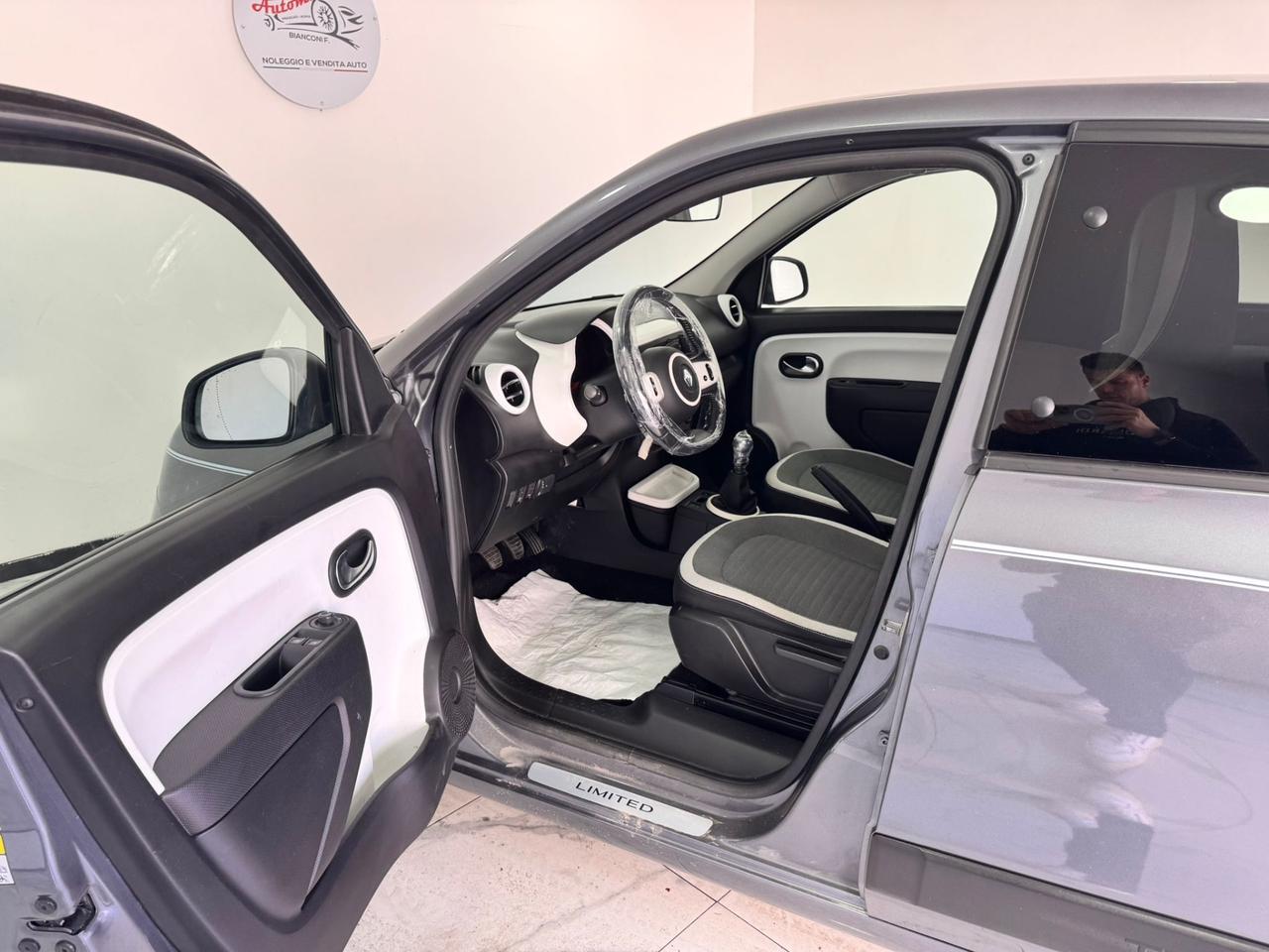 Renault Twingo TCe 90 CV-LIMITED-TAGLIANDATA RENAULT-2017