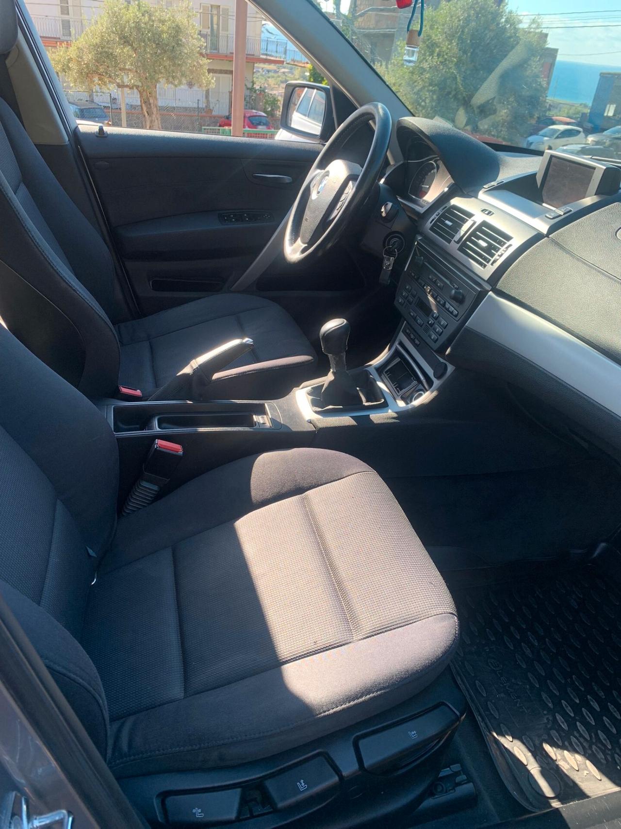 Bmw X3 2.0d cat Futura
