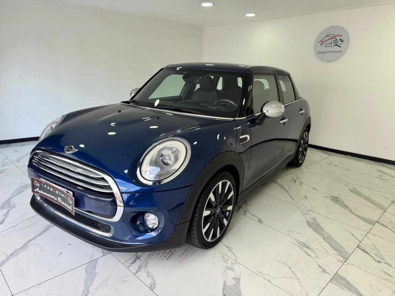 Mini 1.5 Cooper D 5 porte-LED -NAVI-GARANTITA-2014