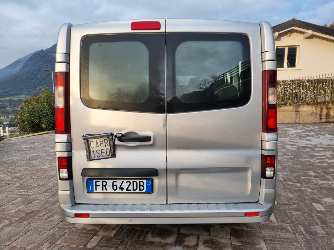 Opel Vivaro OPEL VIVARO 1.6 BITURBO ECOFLEX 9 POSTI