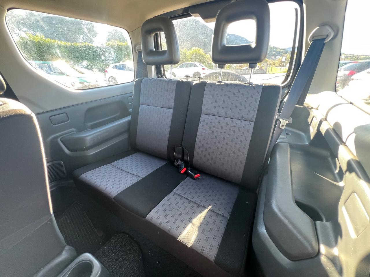 Suzuki Jimny 1.3i 16V cat 4WD JLX