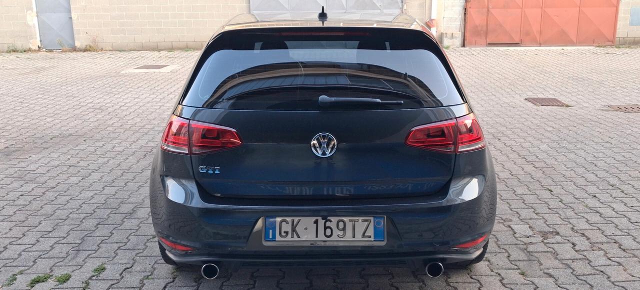 Volkswagen Golf GTI Performance 2.0 TSI DSG 5p. BlueMotion Technology