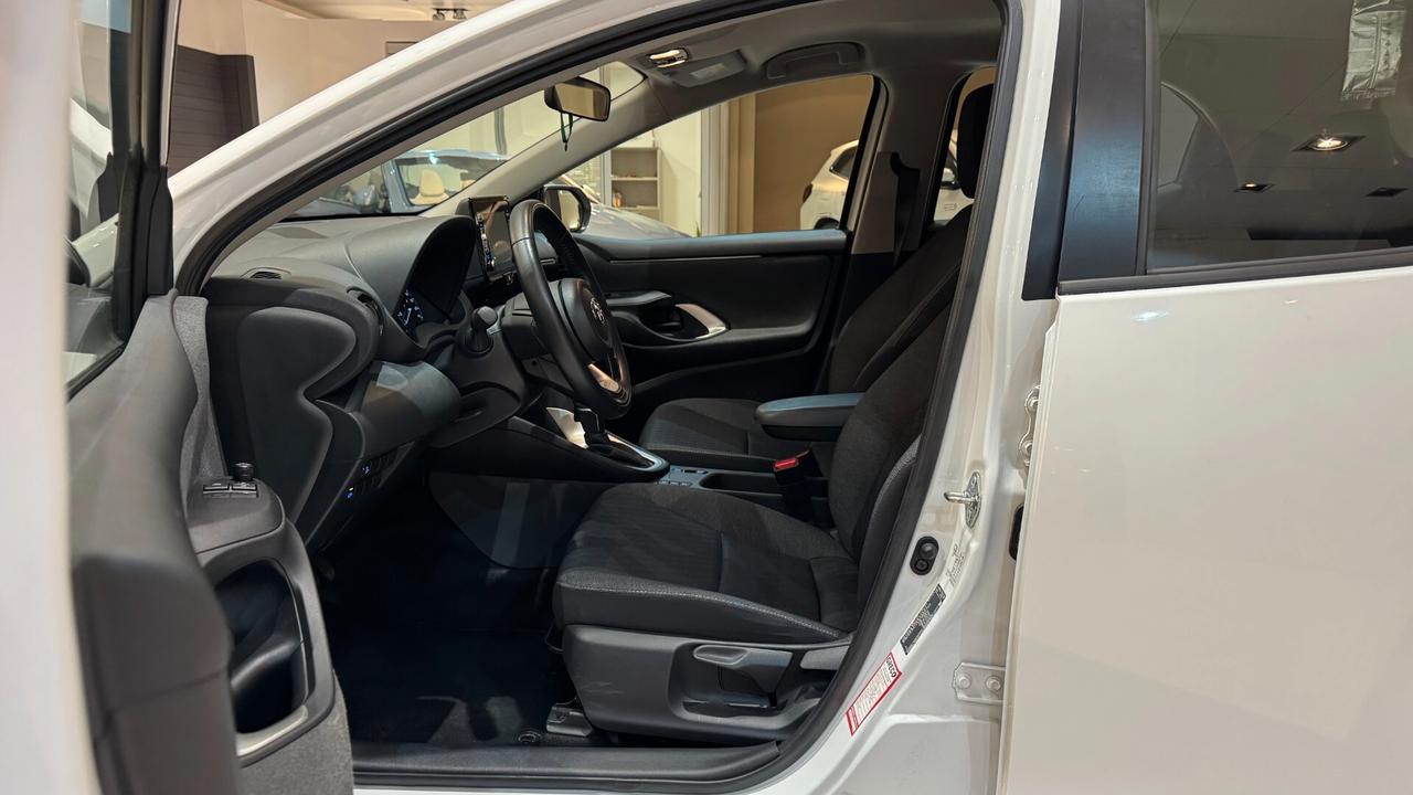 Toyota Yaris 1.5 Hybrid Lounge - 2022